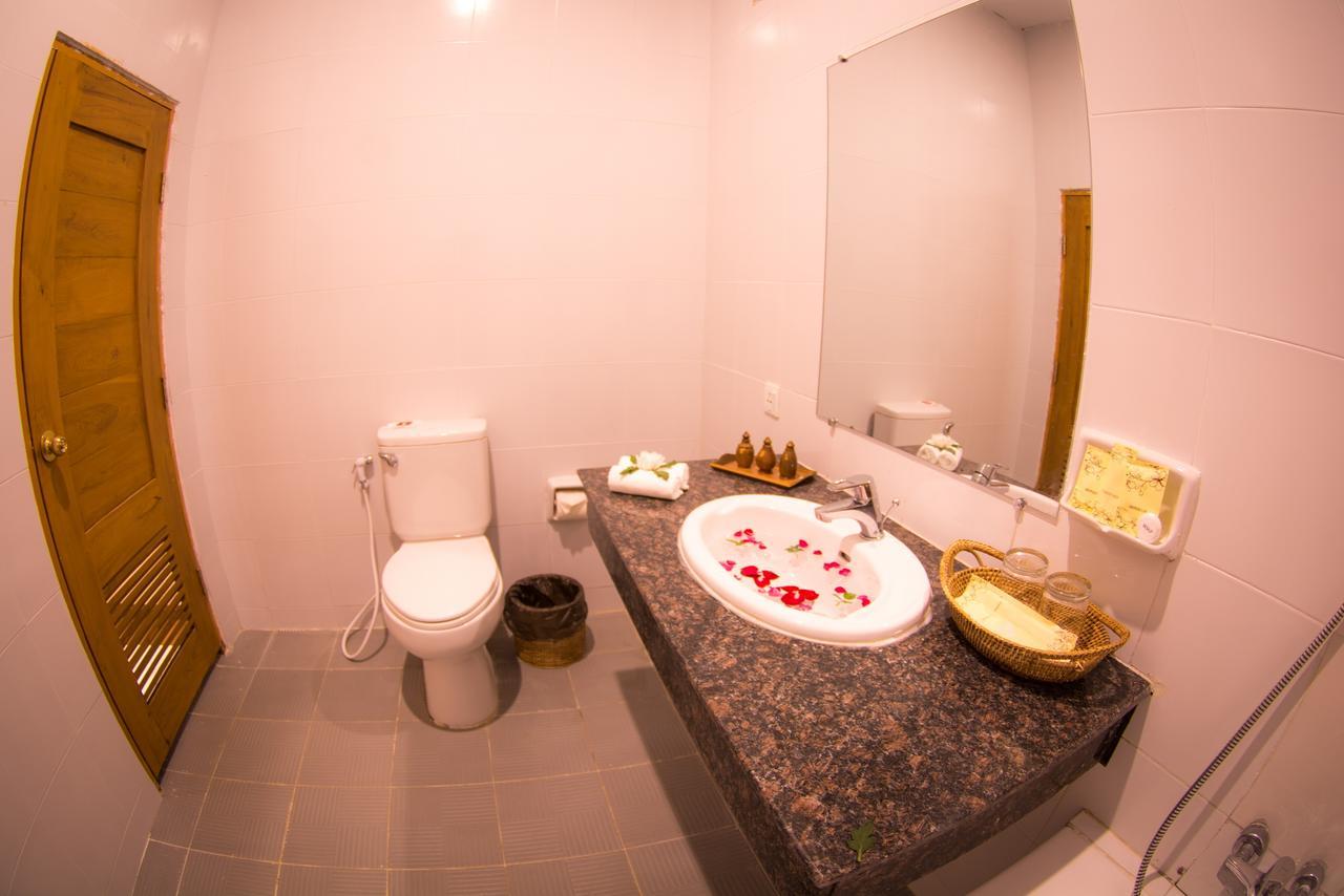 Westay @ Bagan Lotus Hotel Экстерьер фото